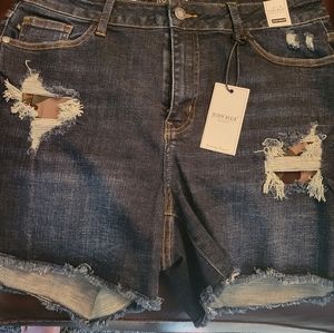 NWT Judy Blue distress shorts